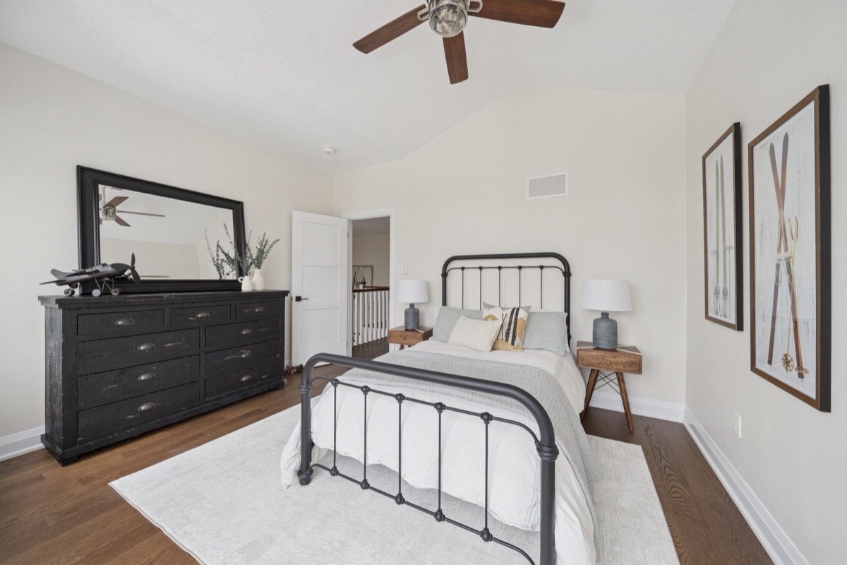 The office as it looked in the real estate listing photo